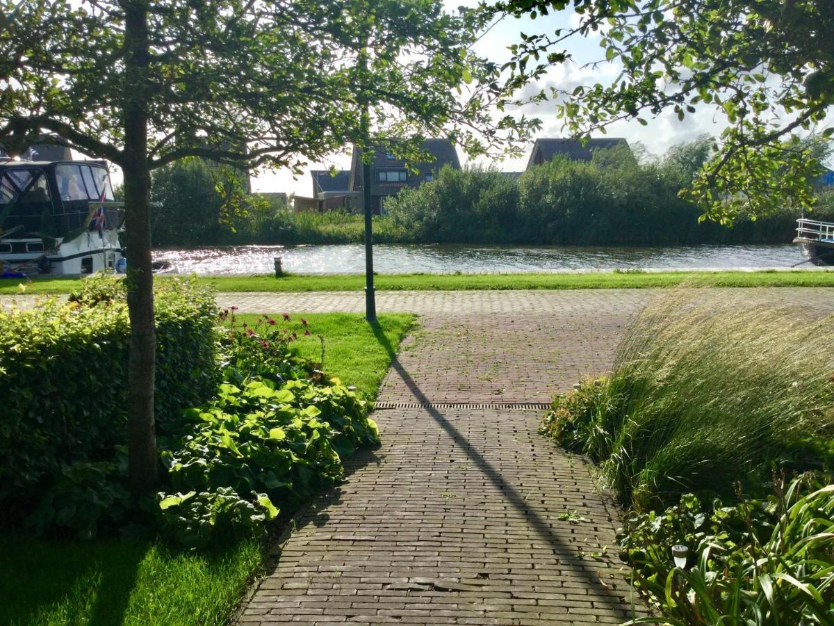 Gastenverblijf Villa Buitenplaats Wergea Contactloos Inchecken Naarderburen Экстерьер фото